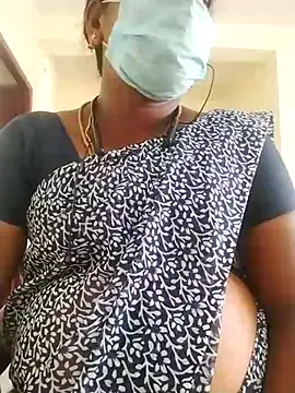 Snapshot of Preethytamilsexy chatting on 07-13-26, 11:24 Preethytamilsexy online show from 07-13-26, 11:24