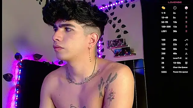 LyleBennett  online show from 02-25-25, 10:47