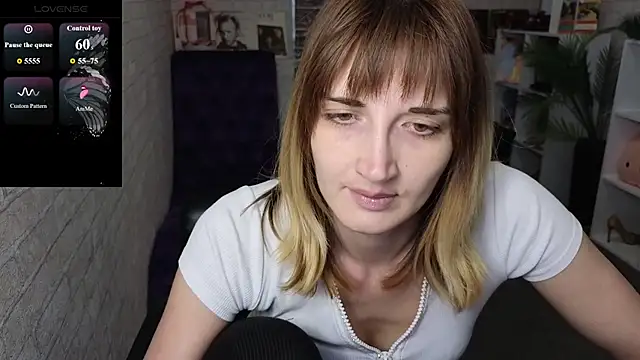 Snapshot of Nika_Kitten chatting on 04-13-26, 11:16 Nika Kitten online show from 04-13-26, 11:16