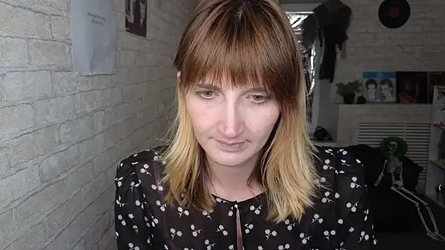 Snapshot of Nika_Kitten chatting on 04-24-26, 10:50 Nika Kitten online show from 04-24-26, 10:50