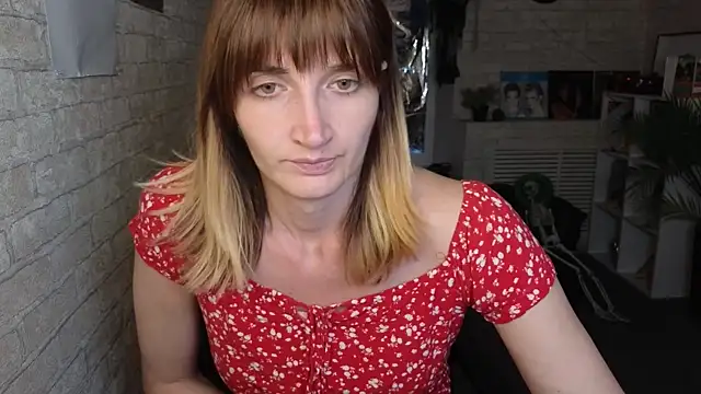 Snapshot of Nika_Kitten chatting on 05-07-26, 10:42 Nika Kitten online show from 05-07-26, 10:42