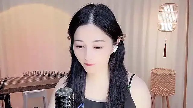 Tian-xin-999 online show from 06-06-26, 04:23