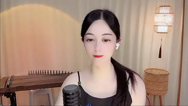 Tian-xin-999 online show from 06-17-26, 04:19