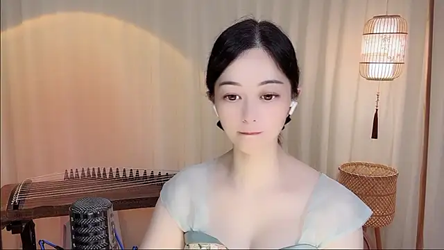 Tian-xin-999 online show from 06-20-26, 04:32