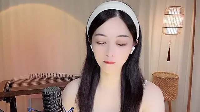Tian-xin-999 online show from 06-22-26, 04:26
