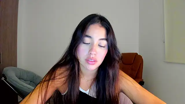 Snapshot of AriaMontgomery chatting on 03-06-25, 06:08 AriaMontgomery online show from 03-06-25, 06:08