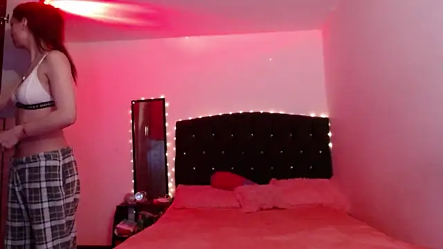 holy juli online show from 05-10-26, 03:23