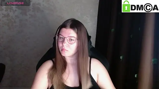 Snapshot of holy_michela chatting on 10-03-25, 03:25 holy michela online show from 10-03-25, 03:25