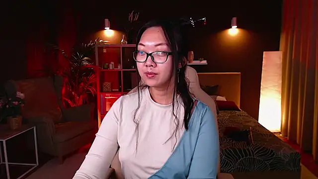 Marine Vact online show from 10-13-25, 02:06