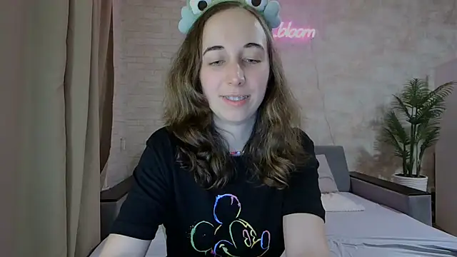 Anika bloom online show from 02-10-25, 11:13