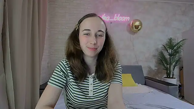 Anika bloom online show from 02-18-25, 08:47