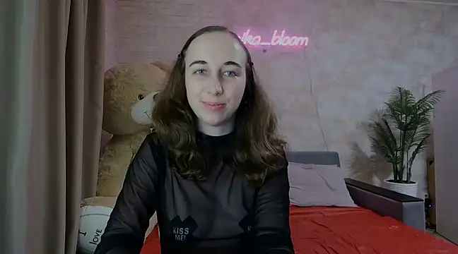 Anika bloom online show from 03-15-25, 03:51
