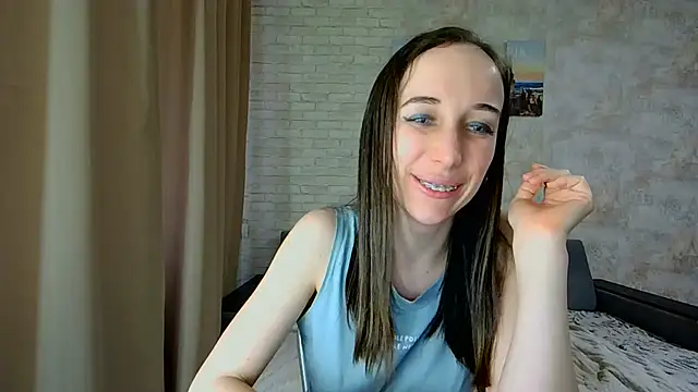 Anika bloom online show from 05-11-26, 04:18