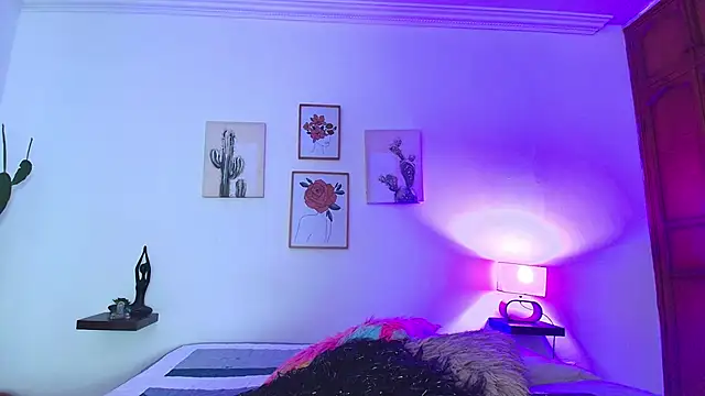 miwa cute online show from 02-10-25, 07:49