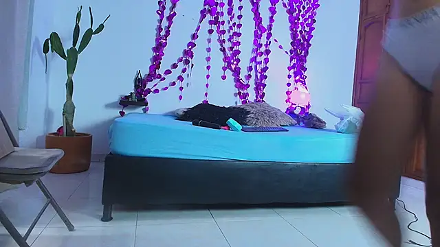 miwa cute online show from 03-07-25, 07:49