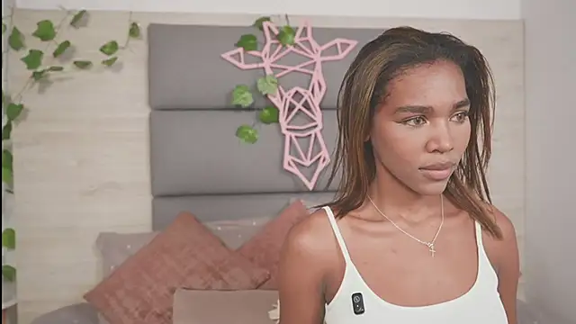 Lily Miiller online show from 11-20-25, 09:36