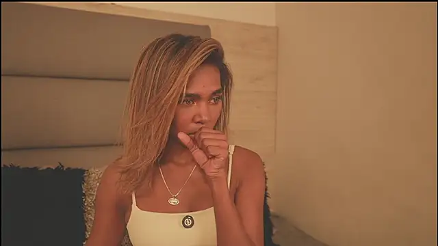 Lily Miiller online show from 02-18-26, 09:33