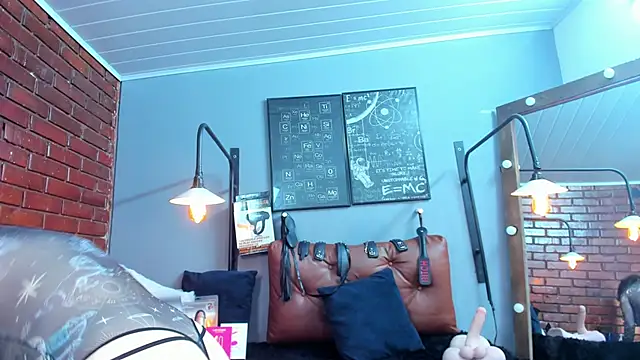 Snapshot of Samantha_mature56 chatting on 04-15-26, 02:07 Samantha mature56 online show from 04-15-26, 02:07