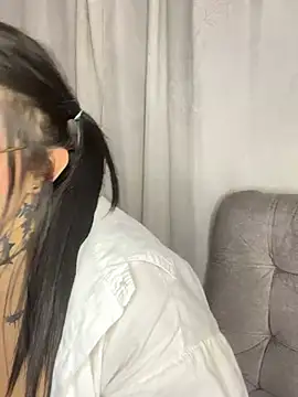 Nickiiiii online show from 01-03-25, 03:05