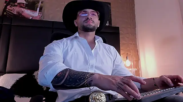 JeanColleman online show from 11-01-25, 04:14