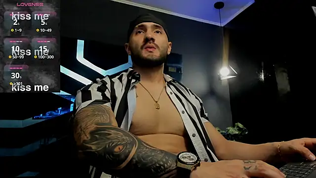 JeanColleman online show from 11-23-25, 03:34