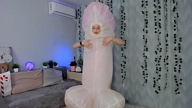 Tate Angel online show from 03-21-25, 06:18