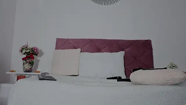 EMILY ROUSSE71 online show from 02-06-26, 11:19