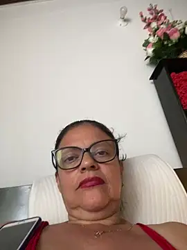 Snapshot of Sharongirl07 chatting on 04-30-26, 08:57 Sharongirl07 online show from 04-30-26, 08:57