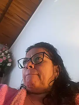 Sharongirl07 online show from 05-19-26, 08:26