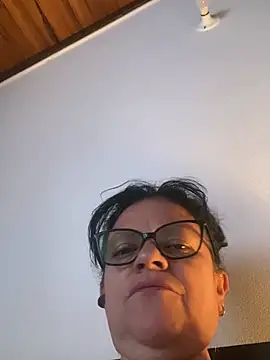 Sharongirl07 online show from 05-20-26, 11:16