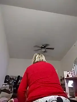 Playmate86 online show from 12-06-24, 02:02