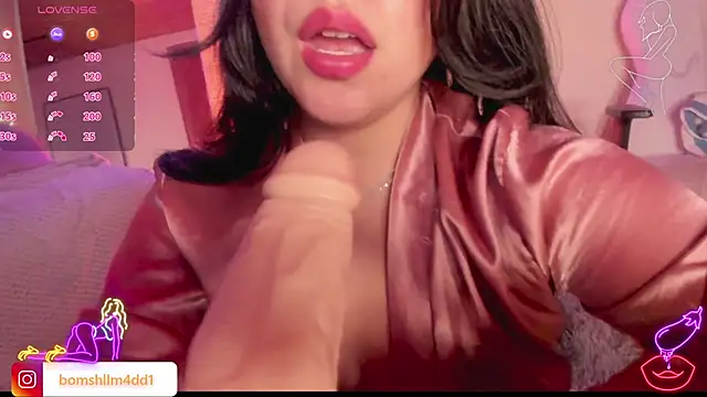 Snapshot of sunshine_maddy chatting on 01-17-25, 04:06 sunshine maddy online show from 01-17-25, 04:06