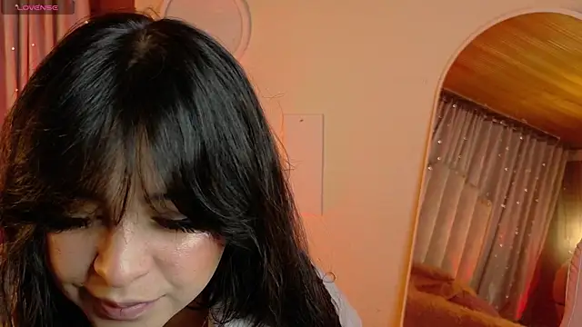 Snapshot of sunshine_maddy chatting on 09-22-25, 12:23 sunshine maddy online show from 09-22-25, 12:23