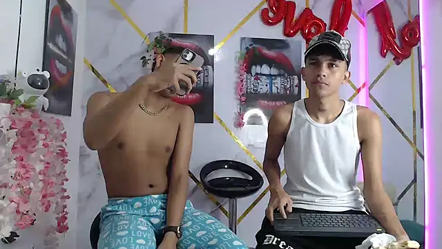 SEXY BOYS HELL online show from 01-17-25, 05:53