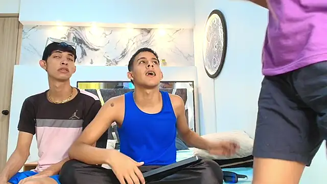 SEXY BOYS HELL online show from 10-01-25, 07:20