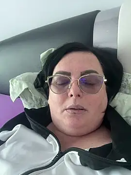 Amandamuller1982 online show from 12-30-24, 01:25