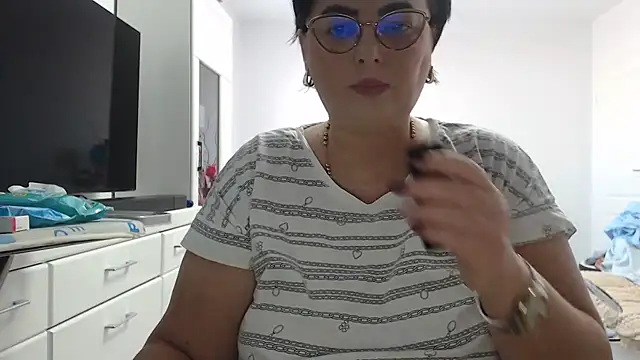 Amandamuller1982 online show from 01-18-26, 10:41