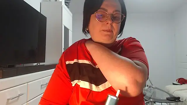 Amandamuller1982 online show from 06-18-26, 10:36