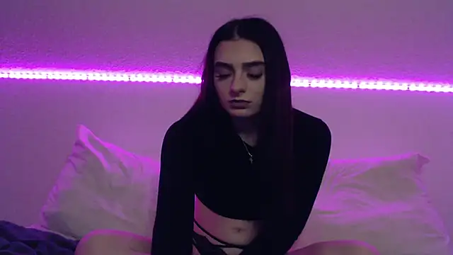 AdelinaAlia online show from 03-12-25, 09:35