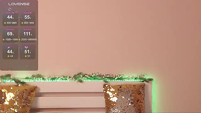 Snapshot of AureliaNoir_ chatting on 12-27-24, 07:46 AureliaNoir online show from 12-27-24, 07:46