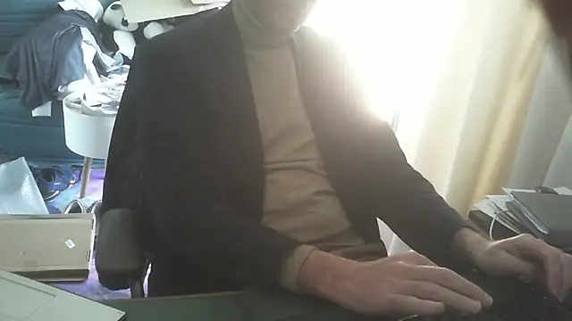 shyfrenchcock1 online show from 03-19-26, 01:26