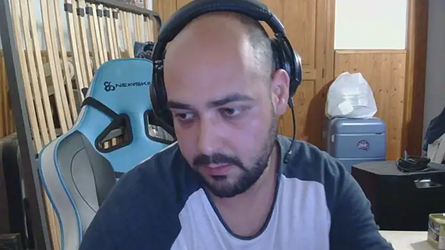 Snapshot of chicomallorca96 chatting on 05-01-26, 02:54 chicomallorca96 online show from 05-01-26, 02:54