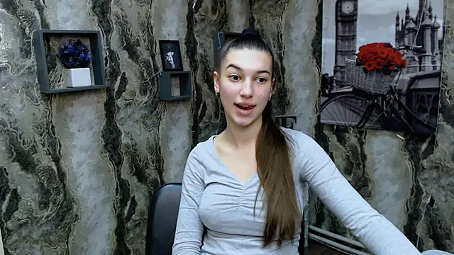 Snapshot of KarolinaRosse_ chatting on 01-17-25, 09:28 KarolinaRosse online show from 01-17-25, 09:28