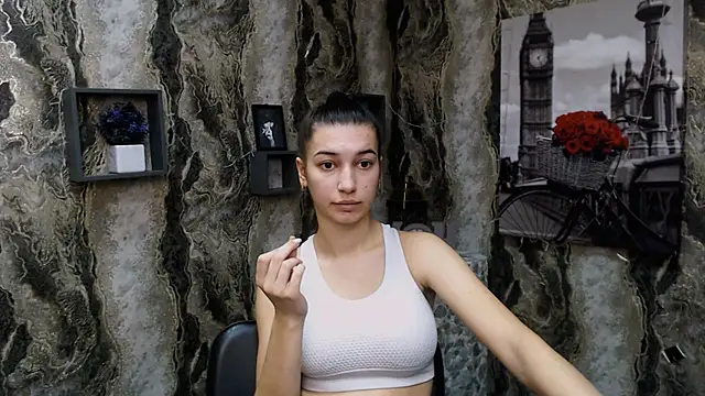 Snapshot of KarolinaRosse_ chatting on 01-26-25, 10:02 KarolinaRosse online show from 01-26-25, 10:02