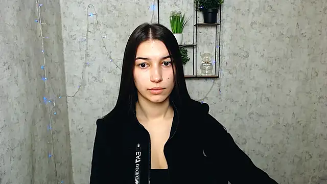 Snapshot of KarolinaRosse_ chatting on 02-28-25, 07:05 KarolinaRosse online show from 02-28-25, 07:05