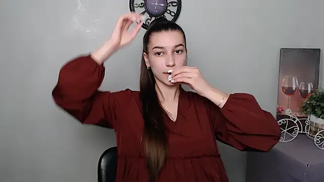 Snapshot of KarolinaRosse_ chatting on 03-03-25, 09:55 KarolinaRosse online show from 03-03-25, 09:55