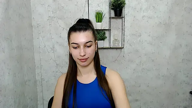 Snapshot of KarolinaRosse_ chatting on 03-16-25, 10:33 KarolinaRosse online show from 03-16-25, 10:33