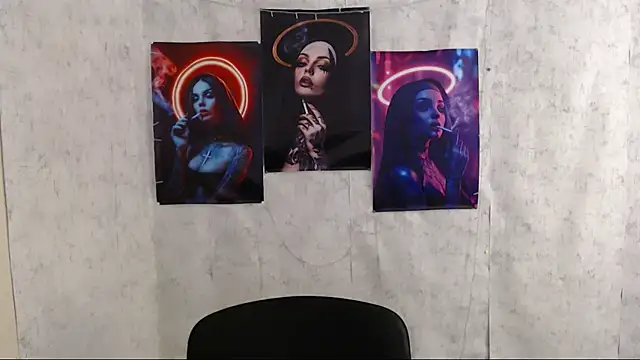 Snapshot of KarolinaRosse_ chatting on 10-04-25, 05:38 KarolinaRosse online show from 10-04-25, 05:38