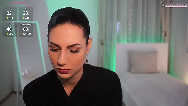 Snapshot of ZoeeZolton chatting on 12-16-24, 05:43 ZoeeZolton online show from 12-16-24, 05:43