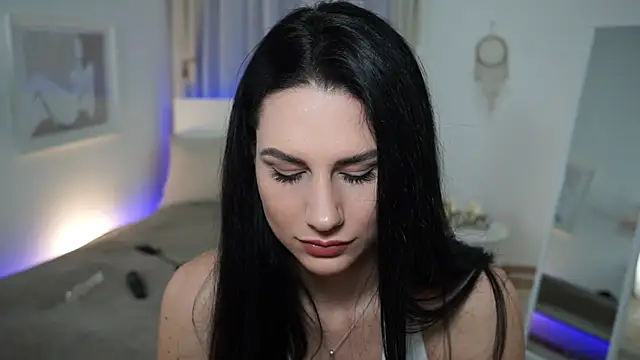 Snapshot of ZoeeZolton chatting on 02-13-25, 06:16 ZoeeZolton online show from 02-13-25, 06:16